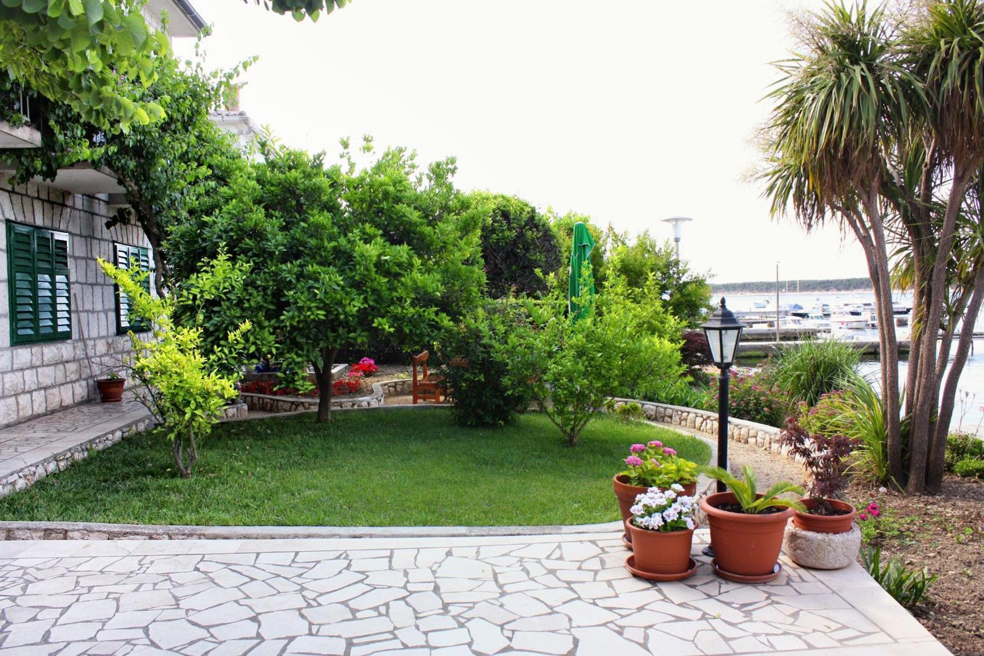Apartments And Rooms By The Sea Barbat, Rab - 4973 Rab Town Exterior photo